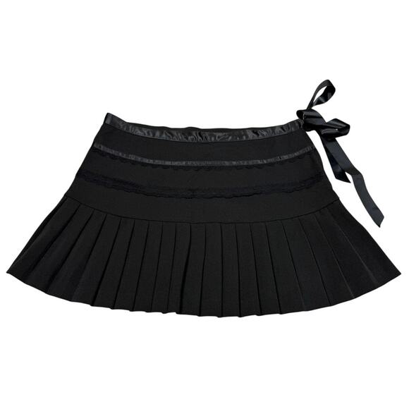 Y2K Junior Womens Size 5 Black Pleated Bow Tie Mini Skirt Lace Detail - Picture 1 of 6